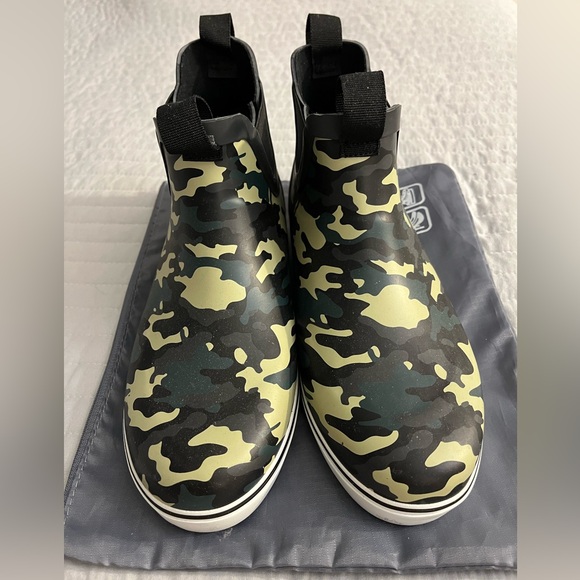 Ocean Coast Men’s Camouflage Size 9 - Picture 1 of 6